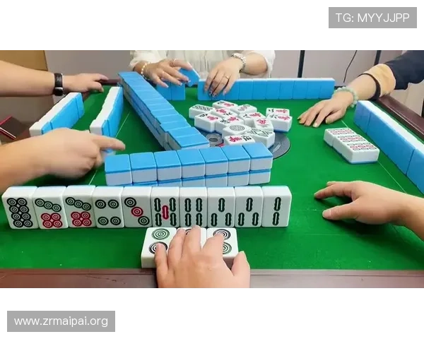 美女麻将真人馆经典版下载带你感受最纯正的真人麻将玩法和丰富的美女元素全新版本免费下载推荐